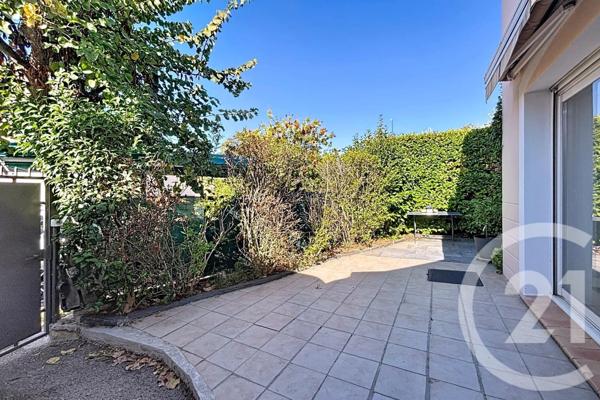Appartement à vendre  3 pièces - 62,43 m2 MOUGINS - 06