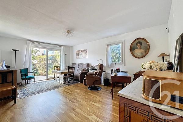 Appartement à vendre  3 pièces - 62,43 m2 MOUGINS - 06