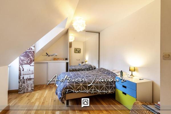 Maison Romorantin Lanthenay 12 pièce(s) 222 m2