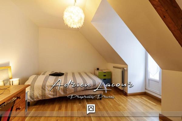 Maison Romorantin Lanthenay 12 pièce(s) 222 m2