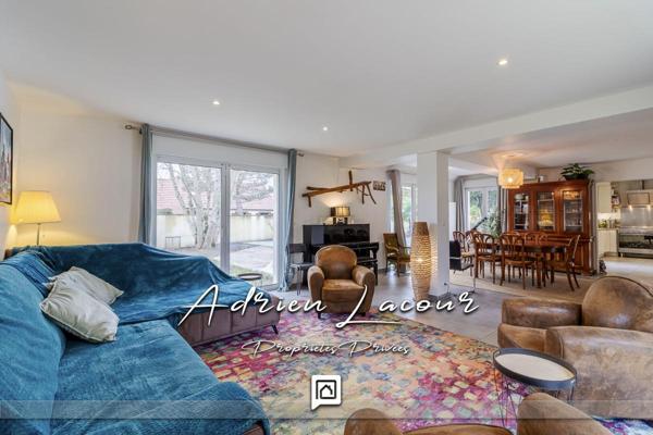 Maison Romorantin Lanthenay 12 pièce(s) 222 m2