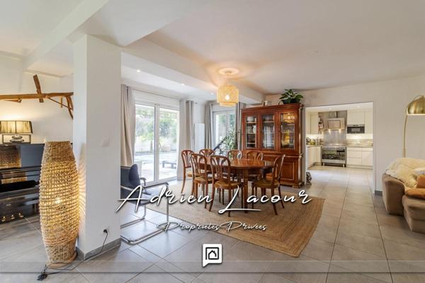 Maison Romorantin Lanthenay 12 pièce(s) 222 m2