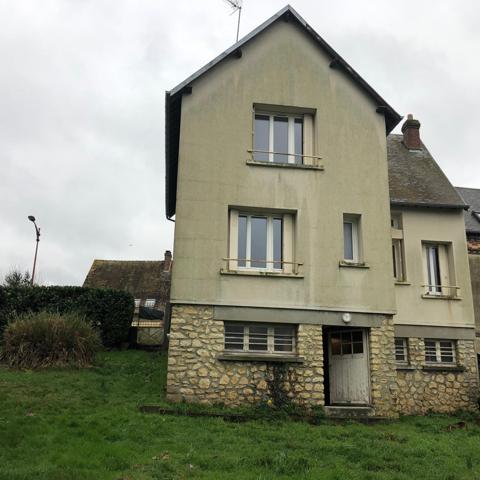 Maison de centre-ville face gare SNCF