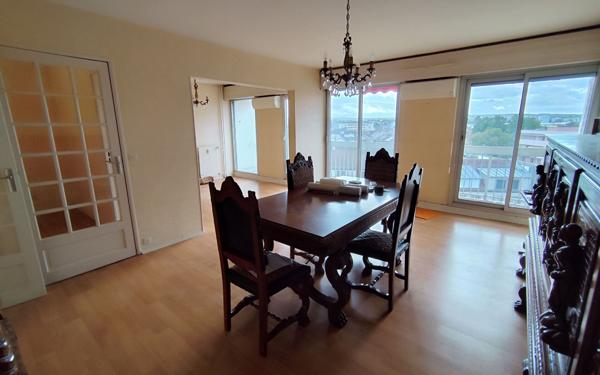 Appartement à vendre    3 pièces •  Montluçon