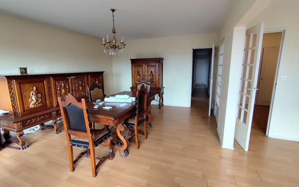 Appartement à vendre    3 pièces •  Montluçon