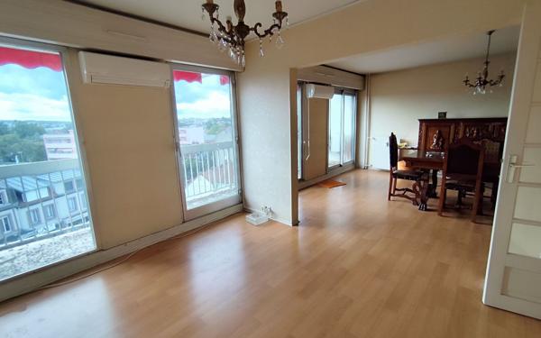 Appartement à vendre    3 pièces •  Montluçon