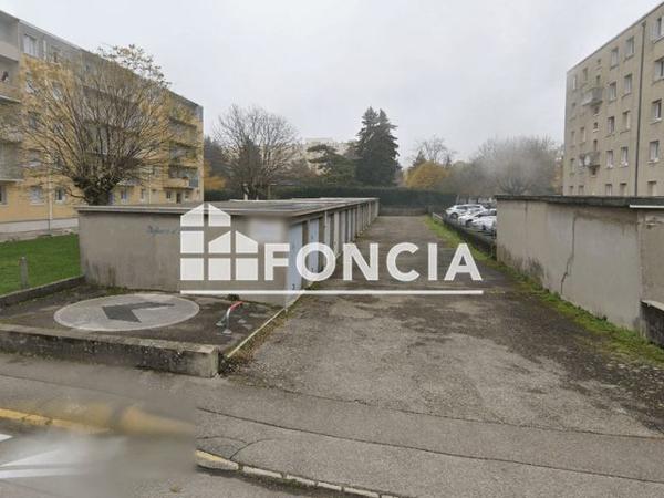 Location Parking - 43 BOULEVARD JEAN JACQUES ROUSSEAU Bourgoin-jallieu 38300