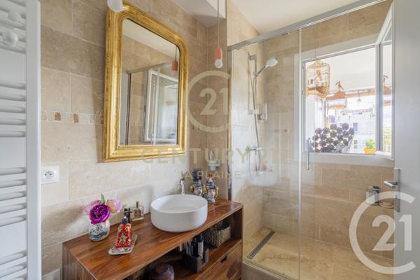 Appartement T3 à vendre  3 pièces - 59 m2 MARSEILLE - 13005