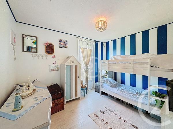 Maison à vendre  5 pièces - 102,75 m2 ST MARTIN DE CRAU - 13