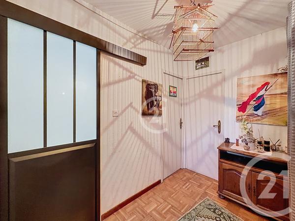 Maison à vendre  5 pièces - 102,75 m2 ST MARTIN DE CRAU - 13