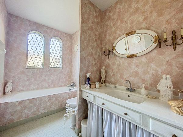 A vendre maison 7 pièces de 150 m² avec jardin de 700 m² à Sisteron