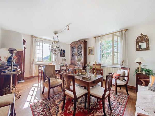 A vendre maison 7 pièces de 150 m² avec jardin de 700 m² à Sisteron