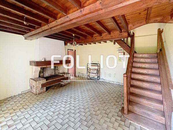 Maison en pierres LA BARRE DE SEMILLY Dépendances A VENDRE en camapgne 50810