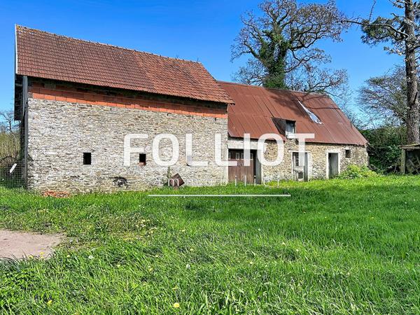 Maison en pierres LA BARRE DE SEMILLY Dépendances A VENDRE en camapgne 50810