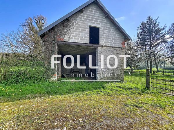 Maison en pierres LA BARRE DE SEMILLY Dépendances A VENDRE en camapgne 50810