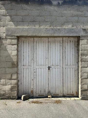Garage fermé à vendre à Péronne dans la Somme (80200), ref : V0149
