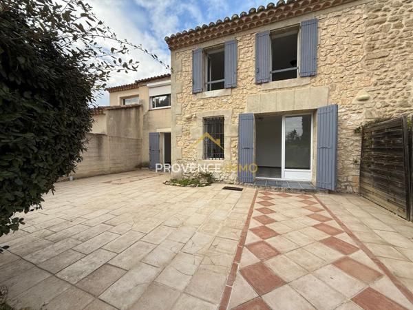 Sénas (13560) En exclusivité Mas mitoyen à Sénas : Deux lots disponibles dans un même Mas de caractère