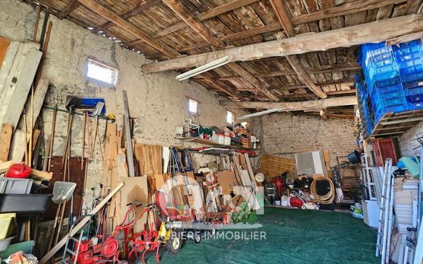 Maison à vendre    2 pièces •  Veyre-Monton