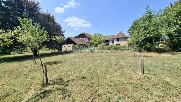 Vente                                                      Maison
                        
                     5 pièces                      112 m2                     à Les Avenières Veyrins-Thuellin