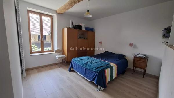 Vente                                                      Maison
                        
                     5 pièces                      112 m2                     à Les Avenières Veyrins-Thuellin
