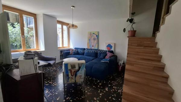 Vente                                                      Maison
                        
                     5 pièces                      112 m2                     à Les Avenières Veyrins-Thuellin