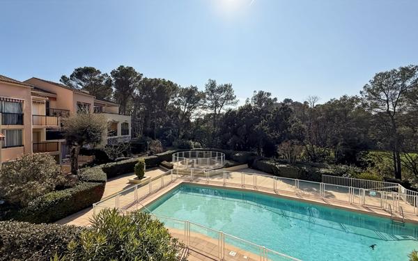 Appartement à vendre    2 pièces • 31 m2 Saint-Raphaël