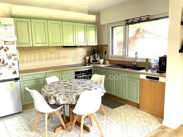 Maison individuelle 3 chambres avec double garage