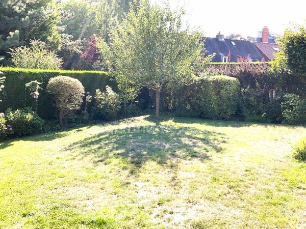 Maison individuelle 3 chambres avec double garage