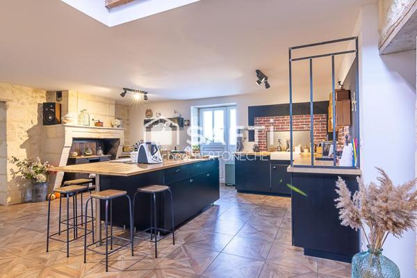 Maison en pierre 217 m² avec piscine – Environnement calme et sans vis-à-vis