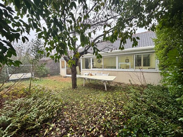 Maison Pontoise 4 pièce(s) 93.64 m2 €280 000 ** - Référence 11164