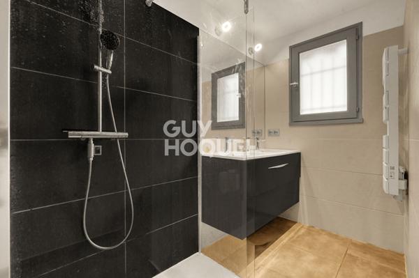 Maison piscine et garages