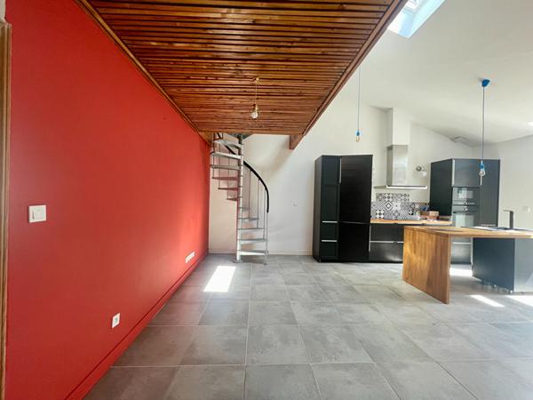 Echoppe 84m2 3ch jardin garage Saint -Genès