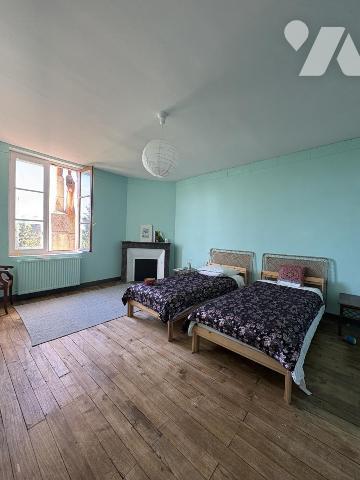 Demeure bourgeoise au coeur de la cité médiévale de LAON (233 m2)
