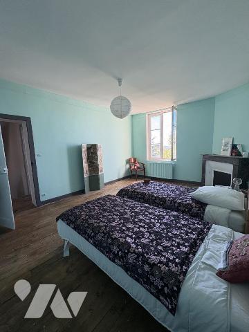 Demeure bourgeoise au coeur de la cité médiévale de LAON (233 m2)