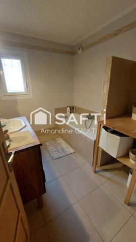 Maison individuelle avec piscine secteur Rieu