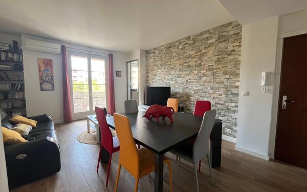 Appartement à vendre    3 pièces • 64 m2 Toulon