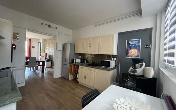 Appartement à vendre    3 pièces • 64 m2 Toulon