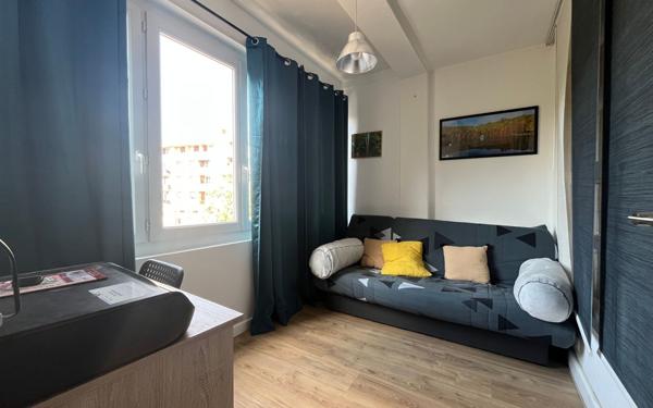Appartement à vendre    3 pièces • 64 m2 Toulon
