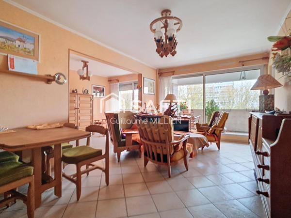 T3 Bis avec balcon résidence Hôtel de ville