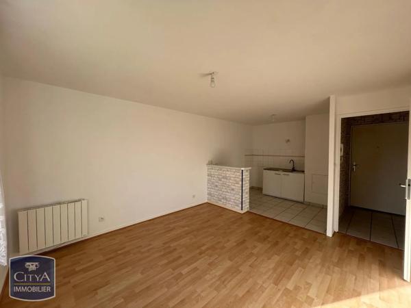 Appartement à louer 2 pièces 39.4m² Cléon (76410)