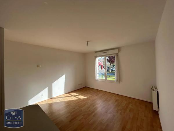 Appartement à louer 2 pièces 39.4m² Cléon (76410)