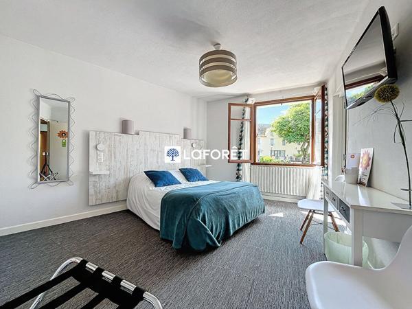 Achat immeuble Florentin-la-Capelle - 18 pièce(s) - 451 m² - 313 000 €