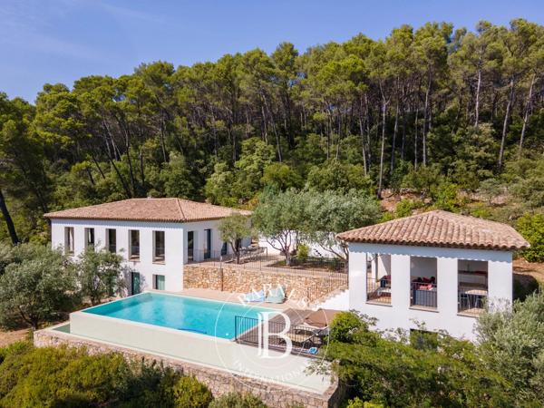 Lorgues, Villa 4 Chambres -  220 m² à vendre