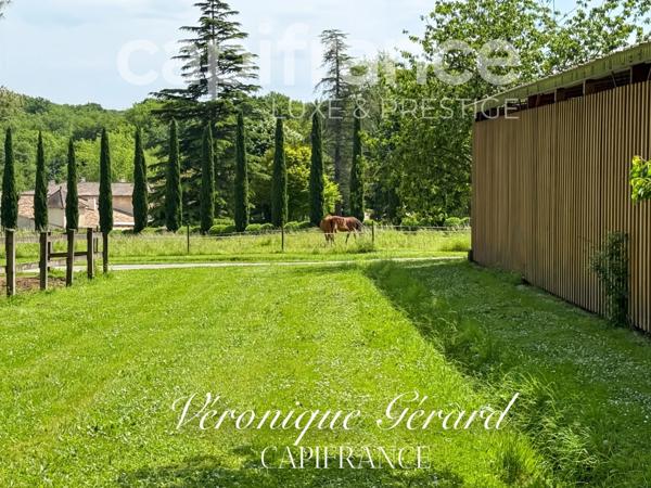 Propriété équestre de prestige de 187 M2 Longère et Installations Equestre à SALLEBOEUF
