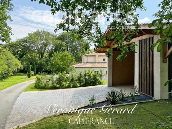 Propriété équestre de prestige de 187 M2 Longère et Installations Equestre à SALLEBOEUF