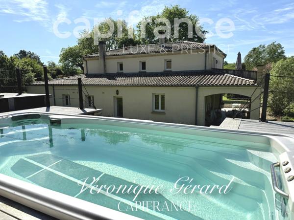 Propriété équestre de prestige de 187 M2 Longère et Installations Equestre à SALLEBOEUF