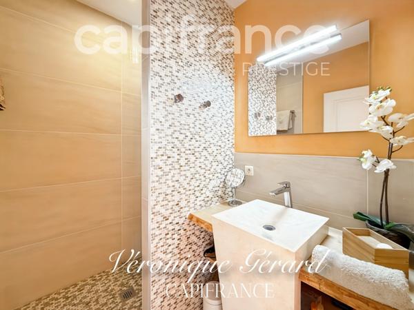 Propriété équestre de prestige de 187 M2 Longère et Installations Equestre à SALLEBOEUF