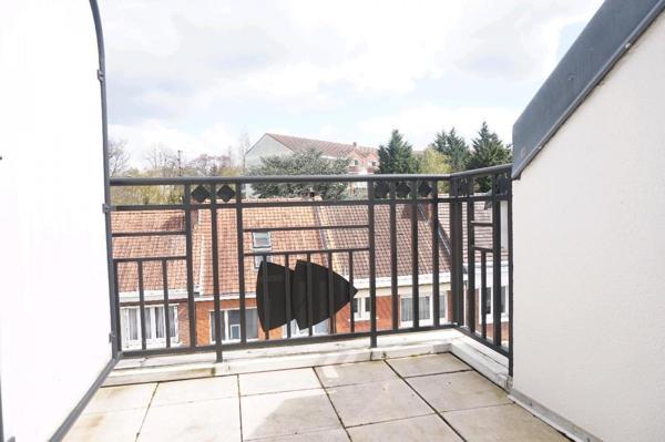 A LOUER : T2 à LILLE • Pellevoisin • 766 € CC • Réf. G244-204