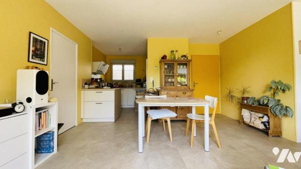 APPARTEMENT EN DUPLEX AVEC JARDIN 