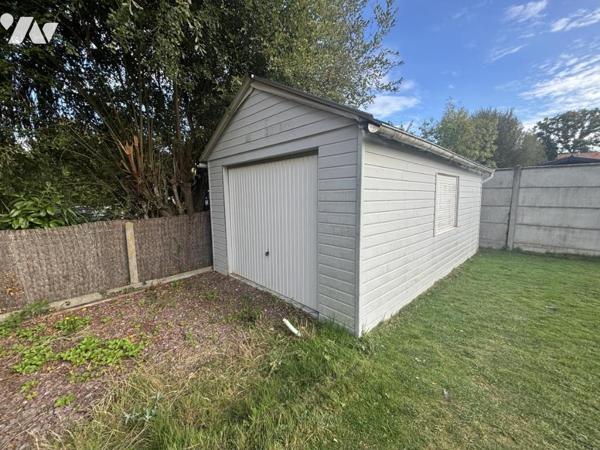 CAEN OUEST / SECTEUR MOUEN - MAISON D'HABITATION DE PLAIN-PIED AVEC JARDIN